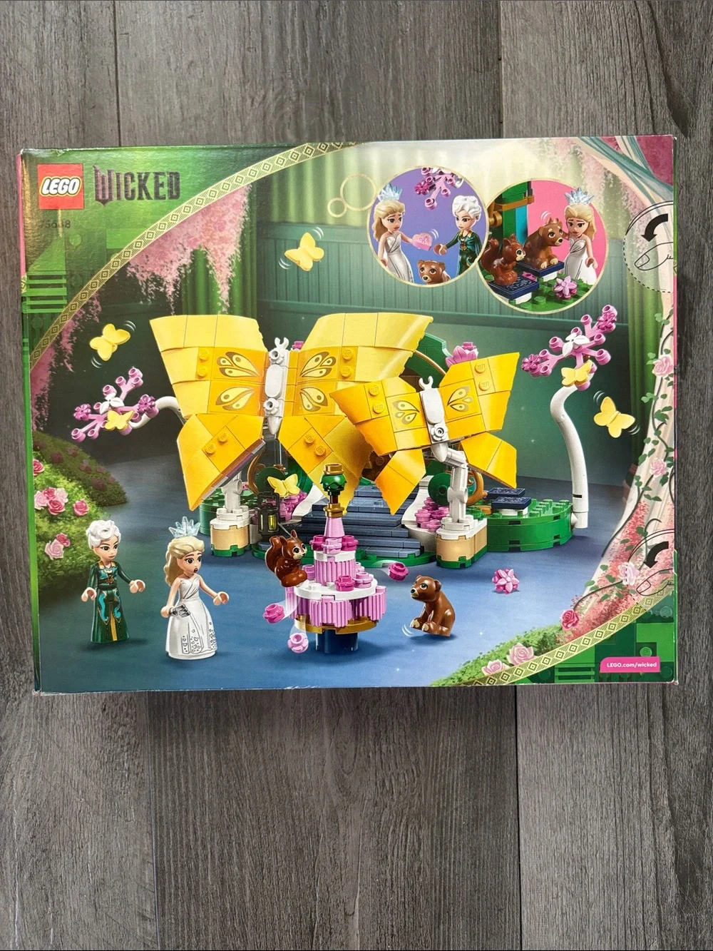 New, Sealed Lego Wicked Glinda Playset - Glinda’s Wedding